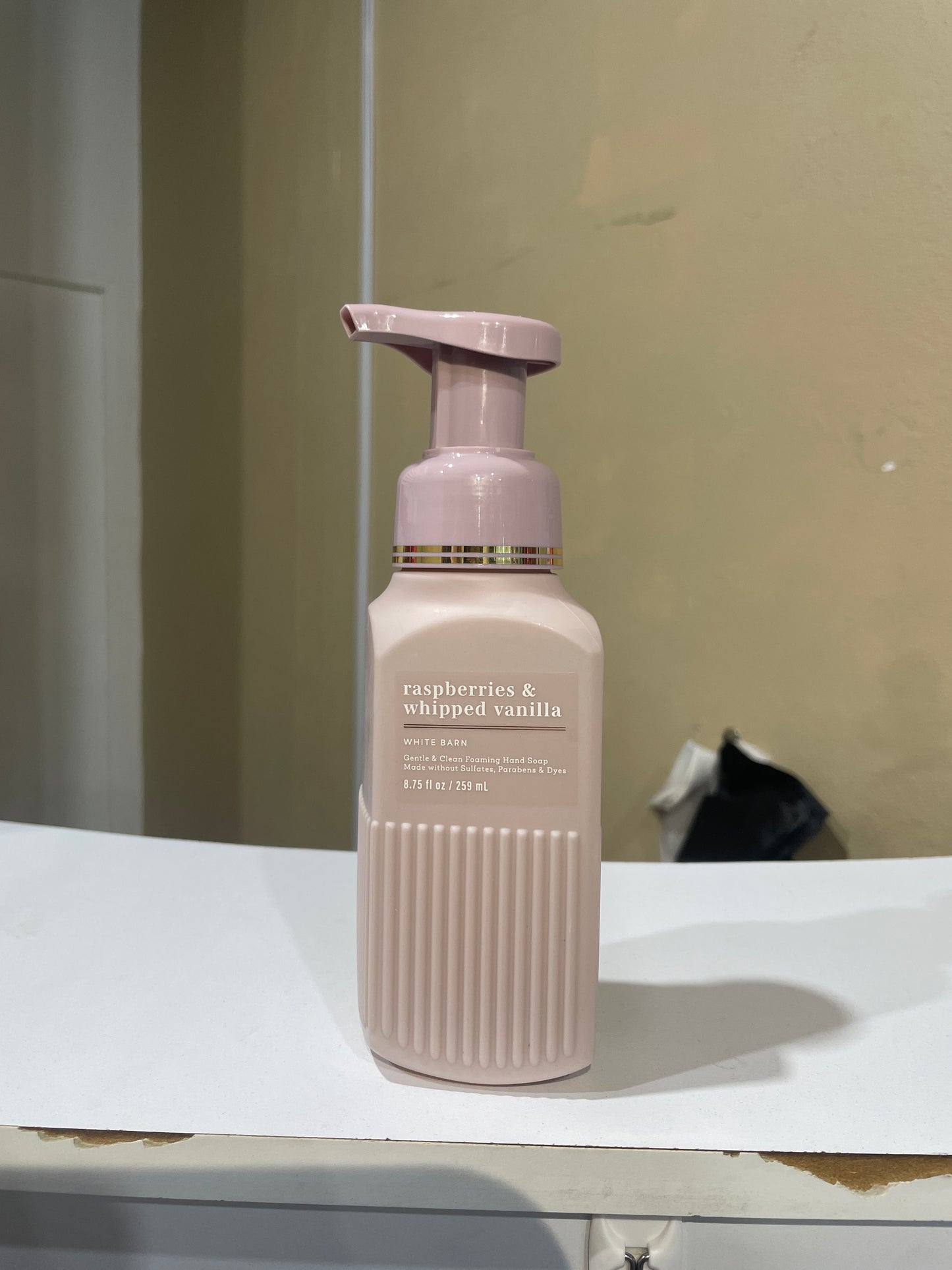 Foaming Hand Soap Raspberries & Whipped Vanilla 259ml
