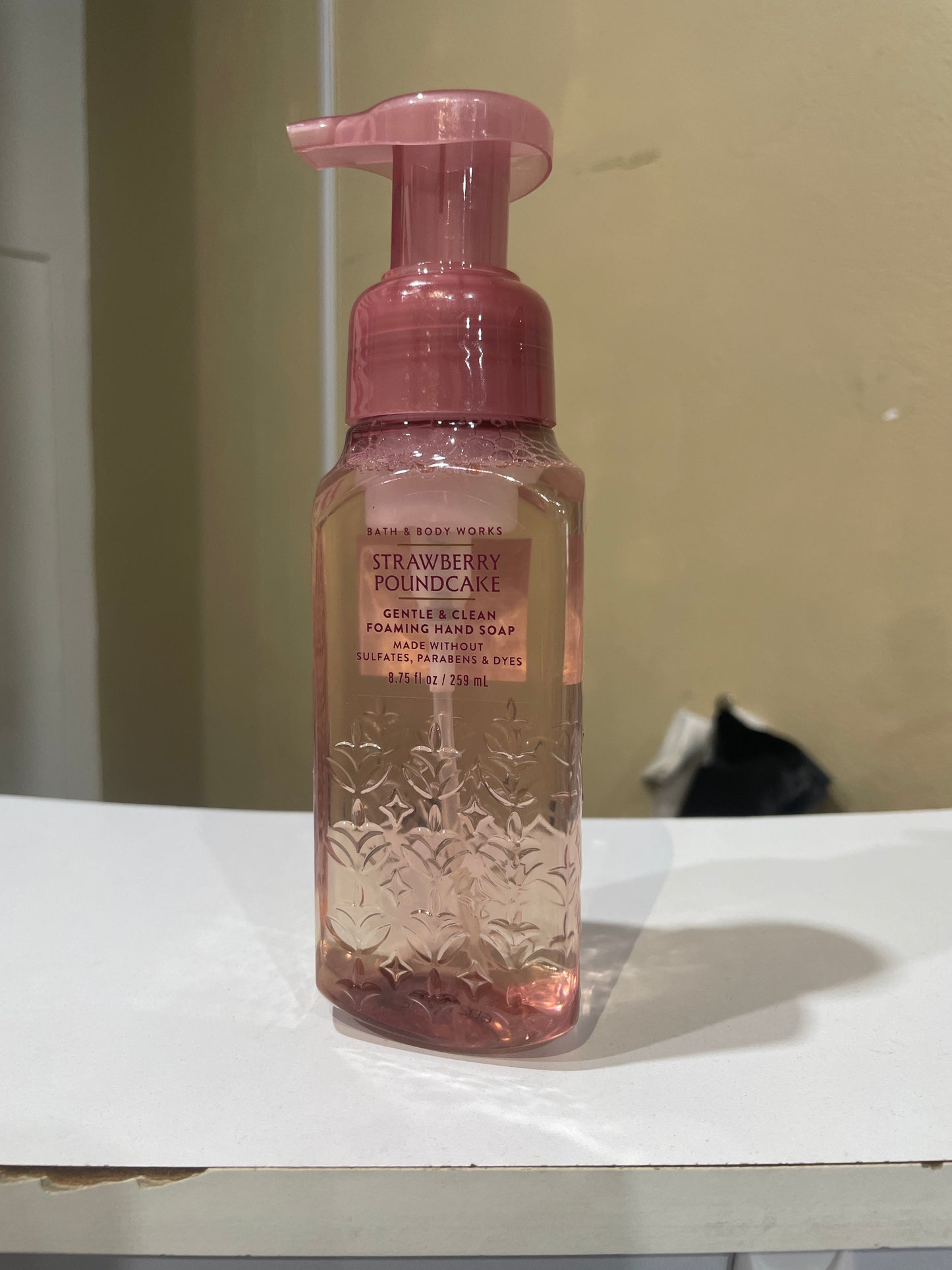 Foaming Hand Soap Strawberry Poundcake 259ml