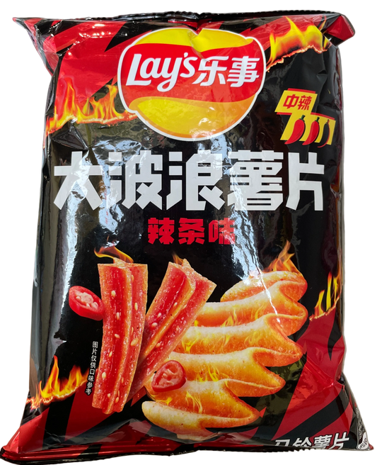 Lays Wavy Spicy Strips 70g